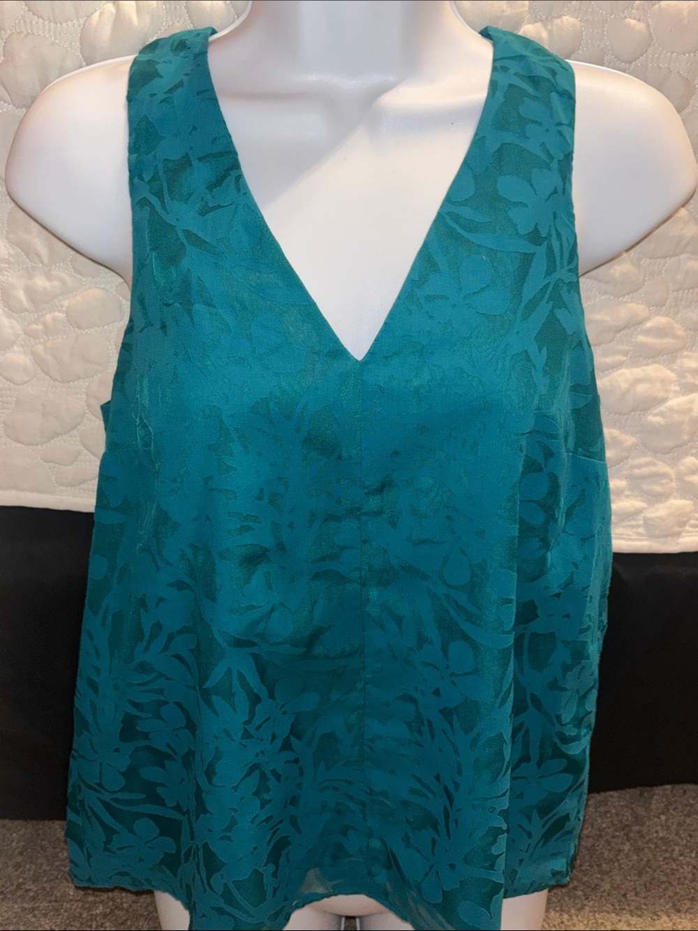 Banana Republic Teal V-Neck Floral Jacquard Tank